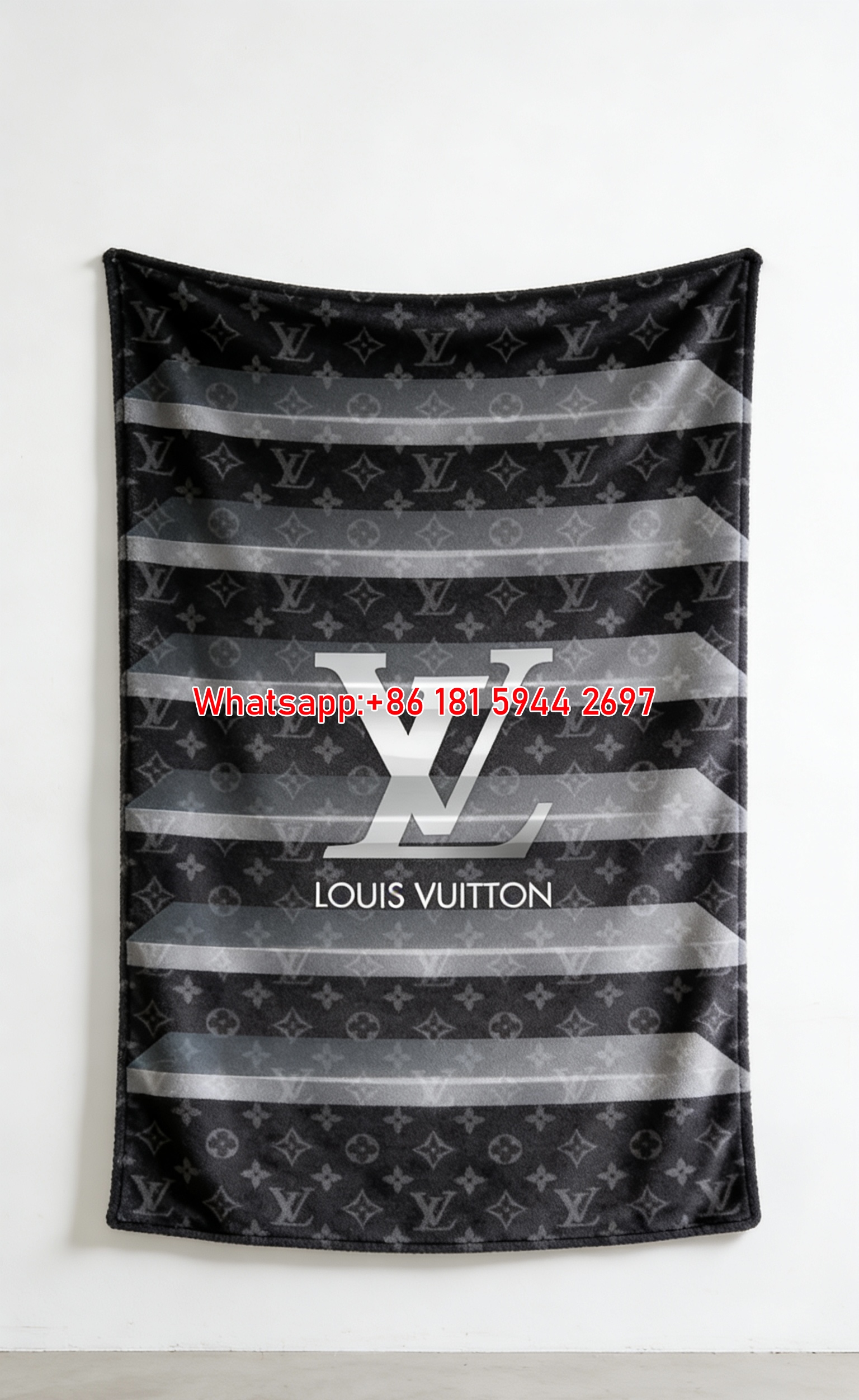 LV Silver Monogram LV Monochrome Luxe IMG_3294
